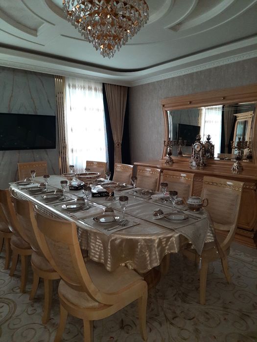 Sotiladi 4 xonali remontli uy kirib yashisila hamma narsa almashgan ..