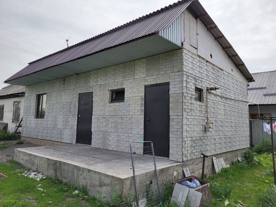 Продам 3 комнотную дачу