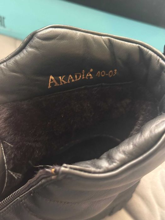 Vând ghete de dama AKADIA