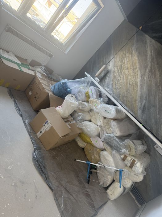 Vand Stoc  Complet perdele si draperi +masina de surfilat profesionala