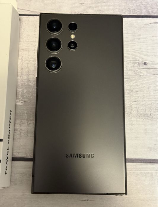 Samsung Galaxy S24 Ultra 512GB / 12GB RAM Titanium Black – Stare foarte bună