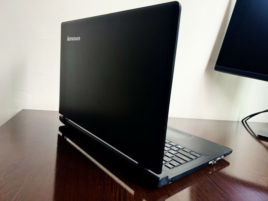 Lenovo noutbuk sotipadi