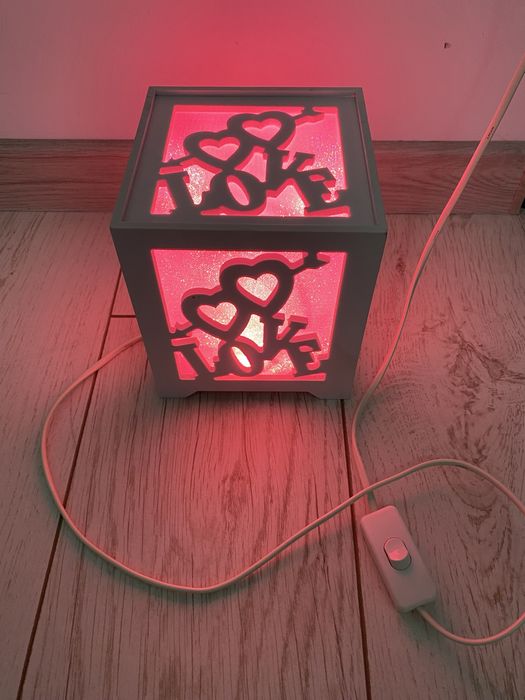 Lampa de noapte colorata