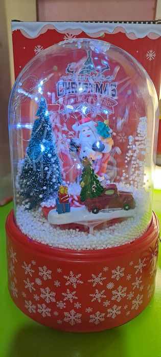 Янги йил учун сувенир музыкальный свети ёнади кор парчалари учади