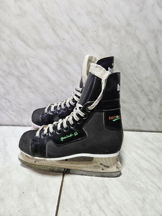 Patine 18 hochei hochey  Botas marimea 37  (24,2  cm)