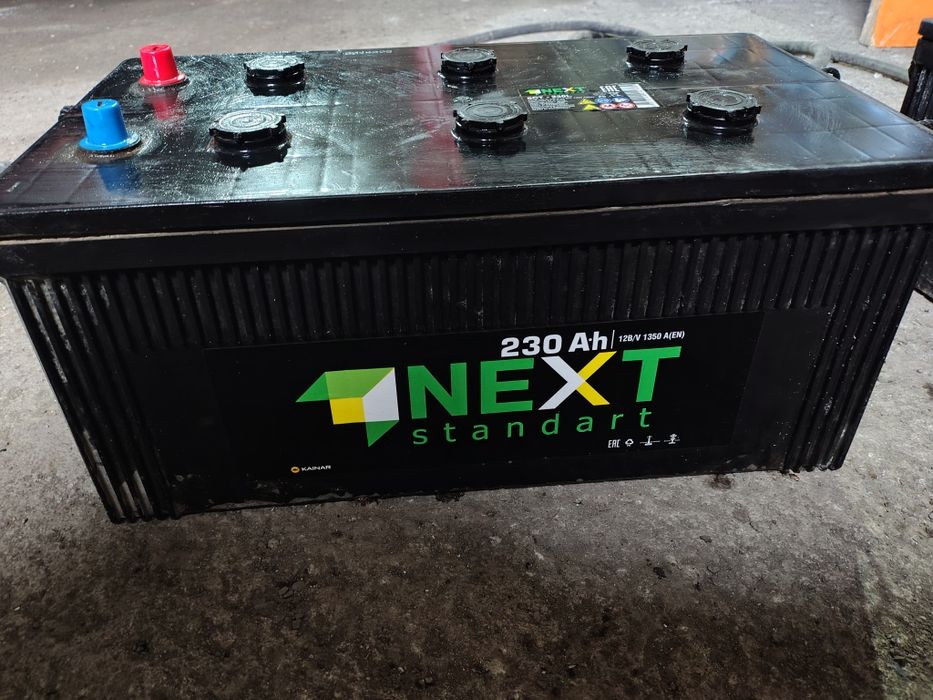 Аккумулятор 230Ач
