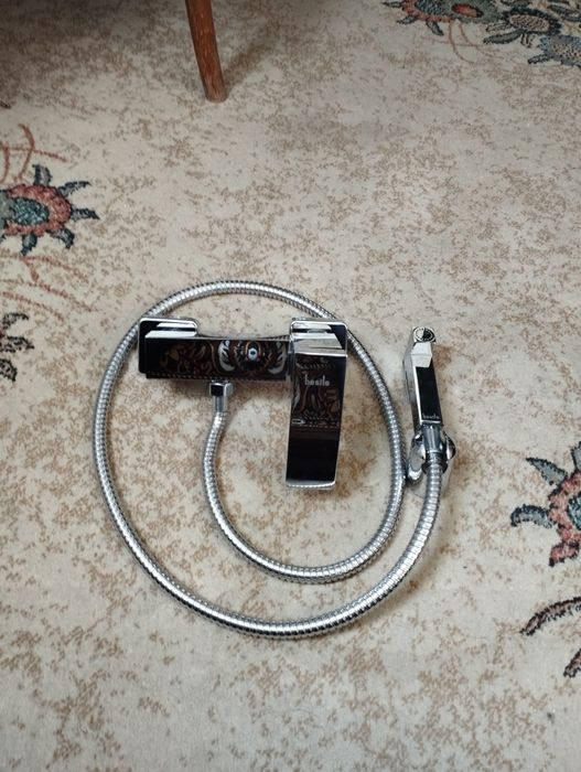 Смеситель биде Besile