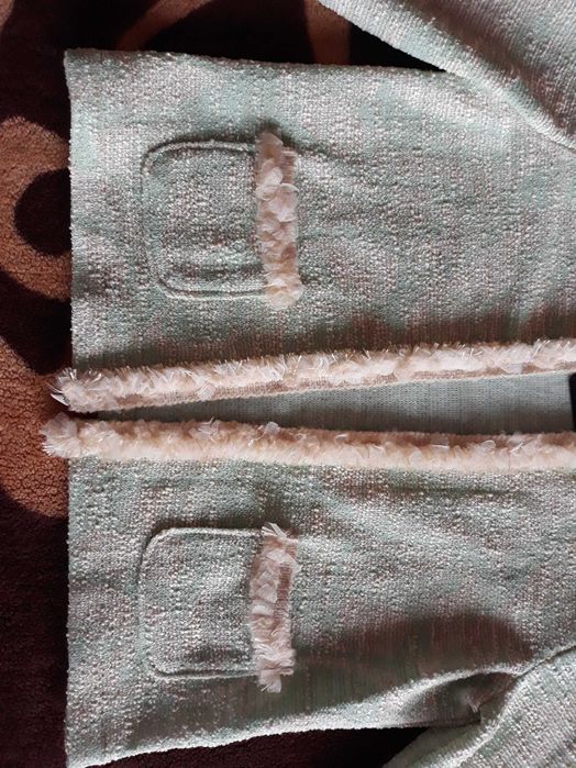 Нов дамски сет на марка Vayana, размер 34 ( 40 )