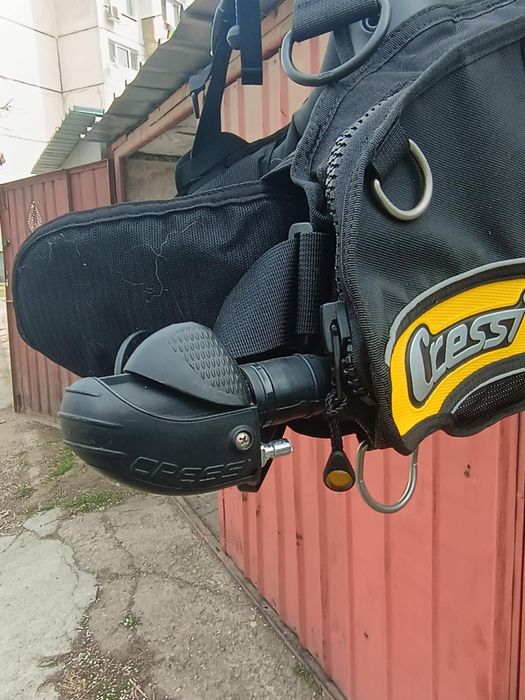 Водолазна жилетка Cressi