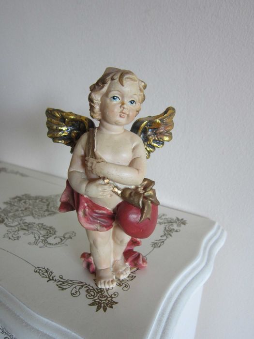 cadou rar  Inger victorian cu inima, inaltime 11 cm