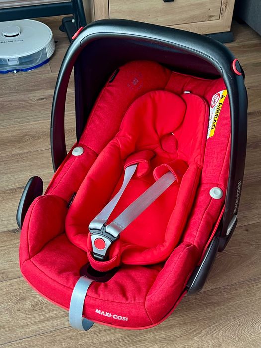 Maxi-Cosi Pebble Origami Red – бебешко столче за кола, кошница