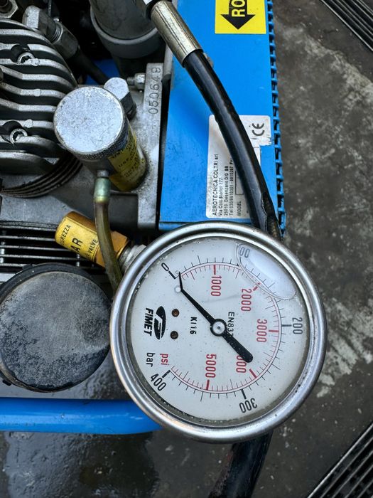 Compresor cu motor termic Coltri MCH-6 300bar