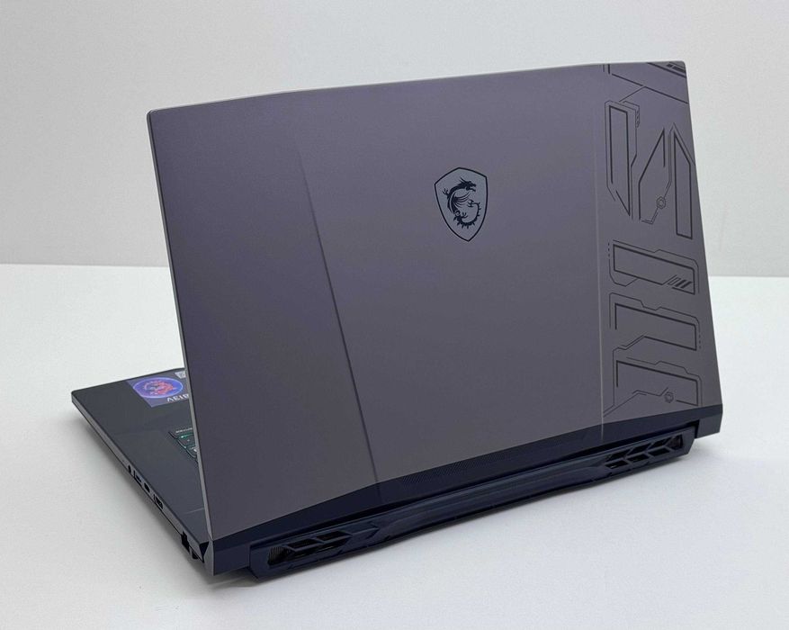 Msi Pluse 17 — i9 - 13900H / RTX 4070 8GB / DDR5 16GB /