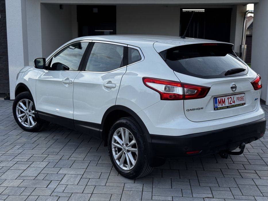 Nissan Qashqai Acenta premium / 1.5 dci / Euro 6 / cash sau rate