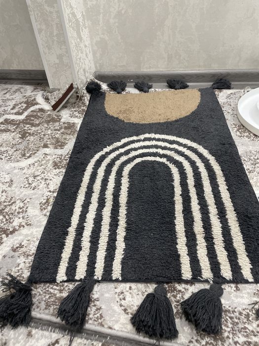 Продам коврик для ванной комнаты.!