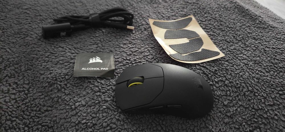 Mouse Corsair saber pro v2