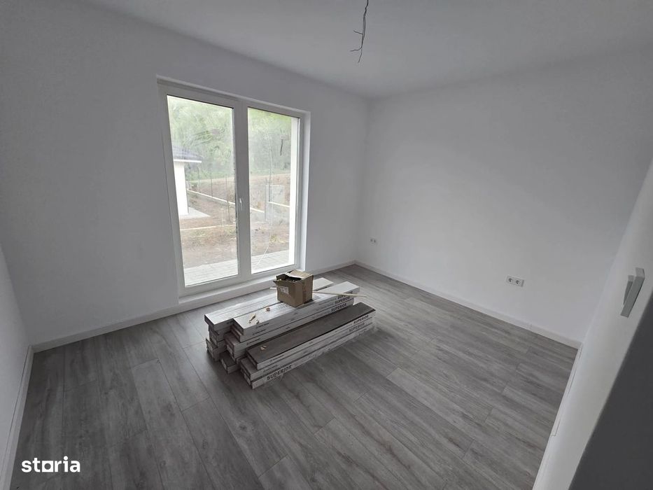 Casa 4 camere la cheie,130 mp,500 mp teren,cartier Unirii