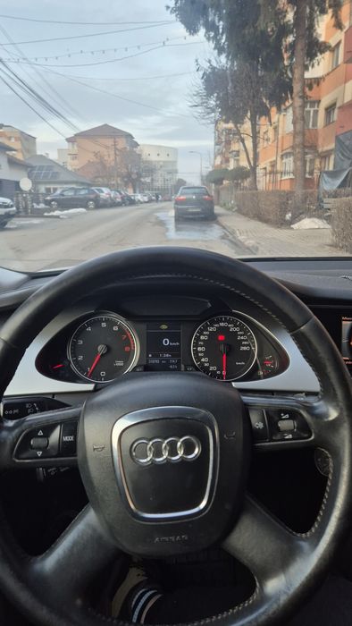 Vând Audi A4  B8 2008