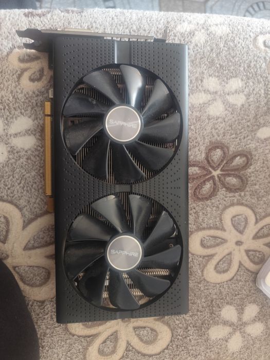 Sapphire RX580 4GB със сменена термопаста