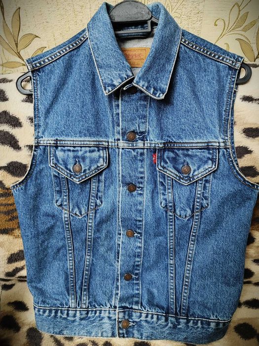Джинсовая куртка LEVIS 48 размер!