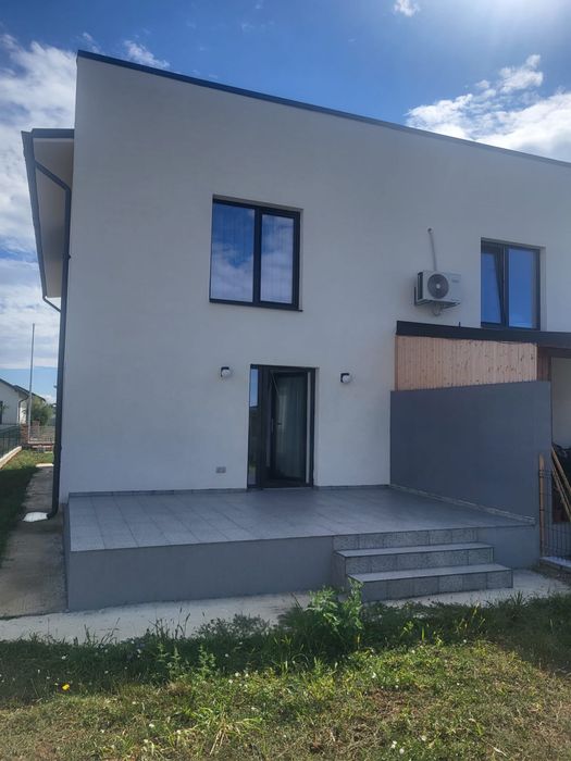 Vand casa in targoviste!!!