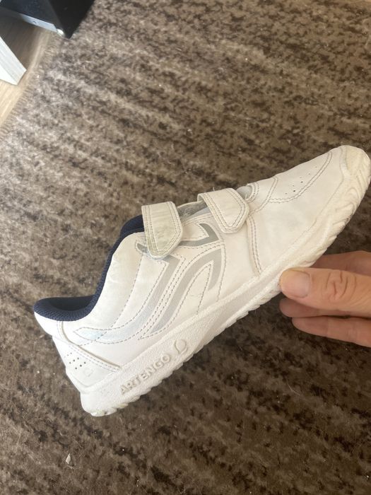 Vand adidasi Artengo din Decathlon !