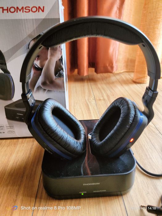 Căști Thomson fara fir cu doc..