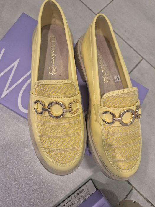 Два чифта обувки естествена кожа Tendenz 39  номер