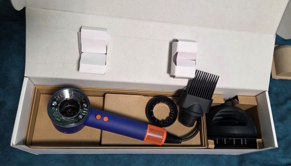 Uscator de par Dyson , supersonic,