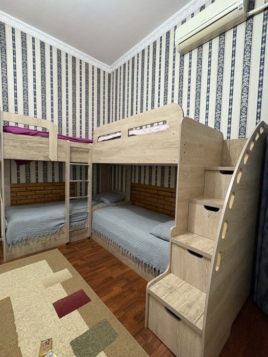 Mebel kravat 4 kishilik ideal holatda