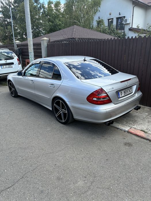 Dezmembrari Mercedes e-class w211