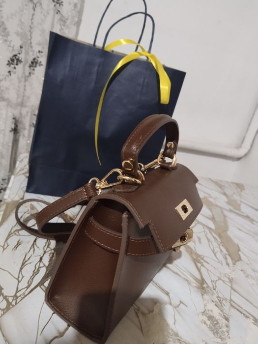 Продам кожаную сумку