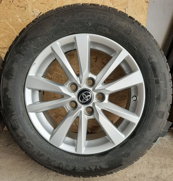 Продам диски с зимней резиной