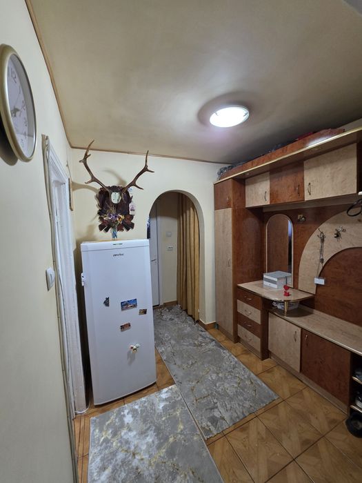 Apartament 2 camere – complet mobilat și utilat – Loc de parcare - Etaj 1 - Zonă liniștită