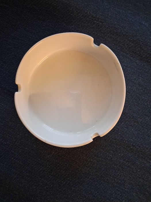 Порцеланов чайник за чай