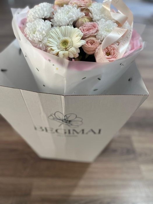 Продаётся красивый букет