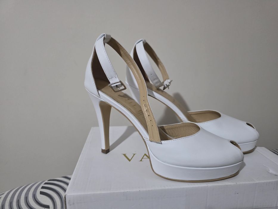 Sandale mireasa din piele