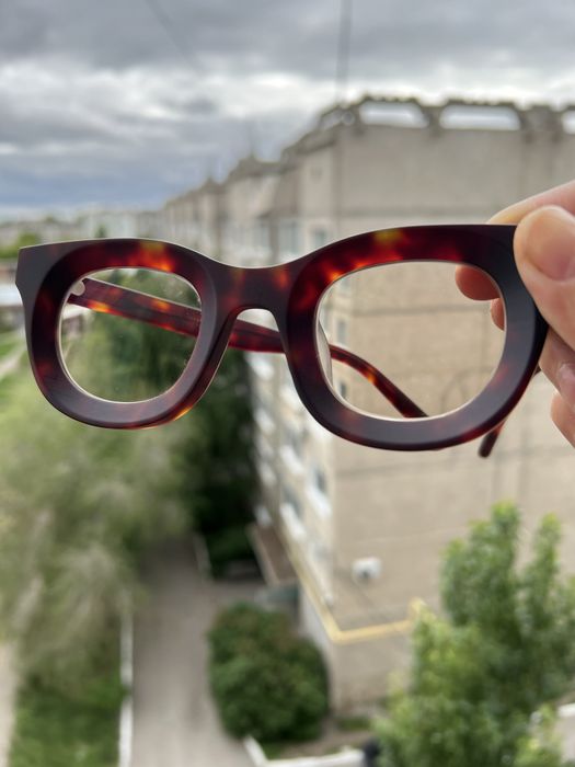 Продам оправы очков