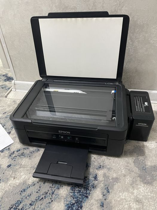 Продам 3в1 цветной принтер Epson L210