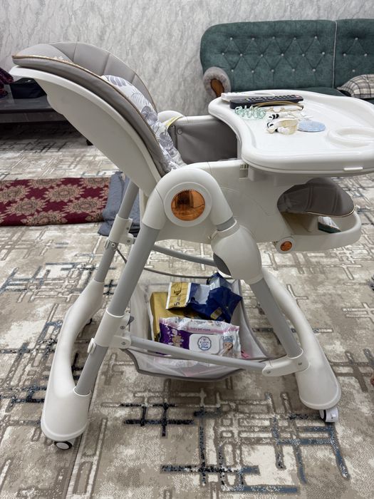 Десткое кресло б/у срочно