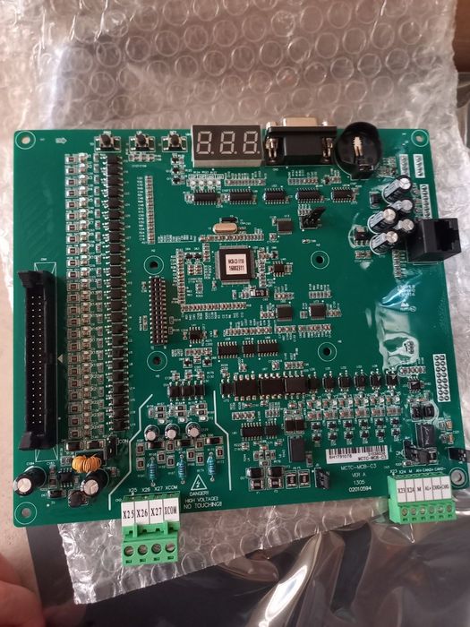 Продается контроллер лифта Monarch MCTC-MCB-C3.