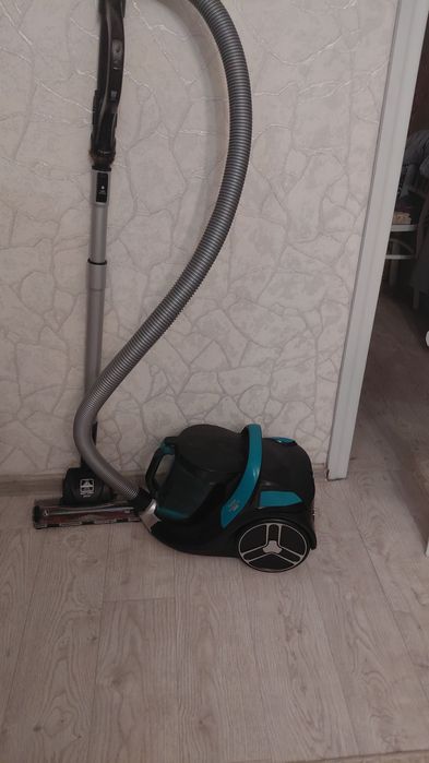 Пылесос тефаль . Очень мощный