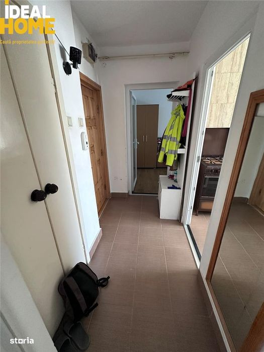 De inchiriat ap 3 camere Podu Ros PNL — fotografia 1