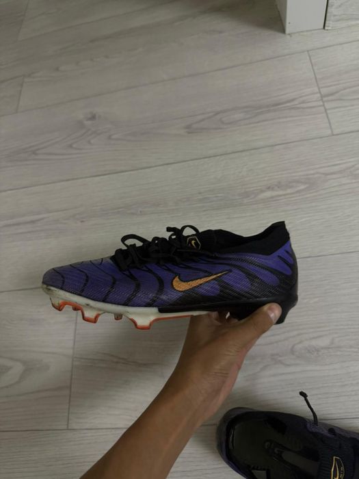 Продам бутсы Найк