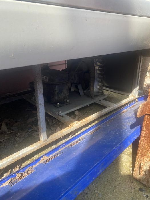 витринный холодильник