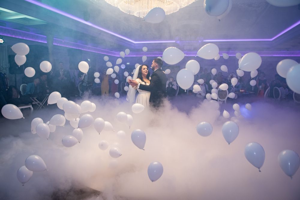 Fum greu ,explozie de baloane, bar mobil