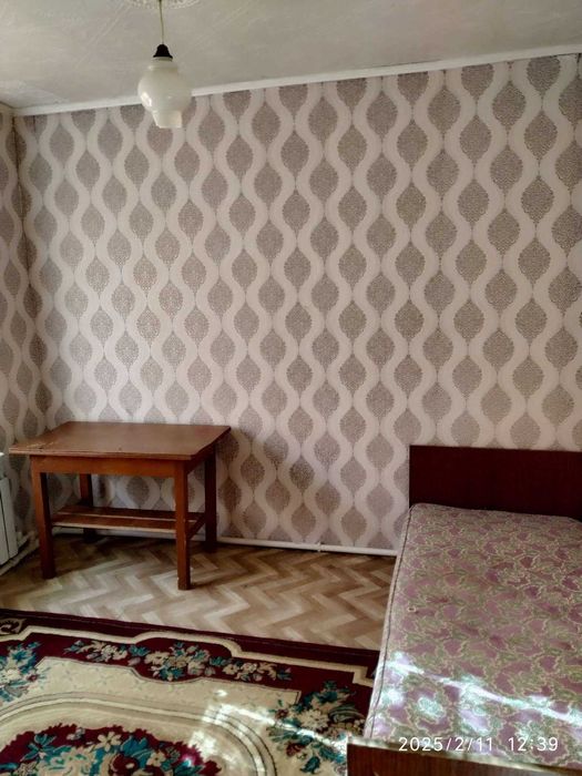 Сдам дом во дворе.