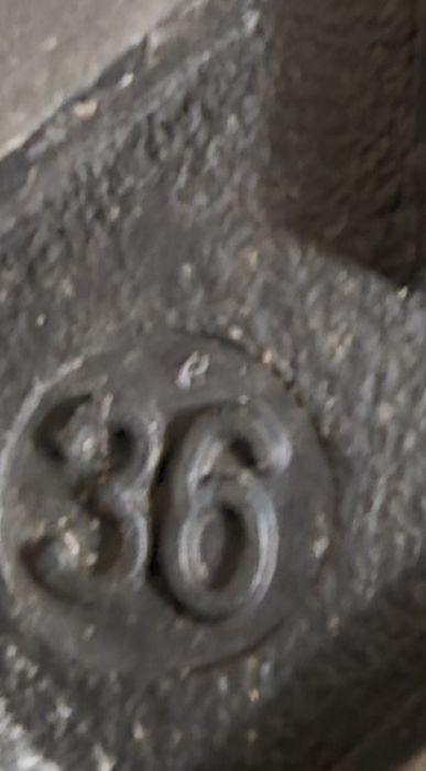 Кроссовки новые качественные