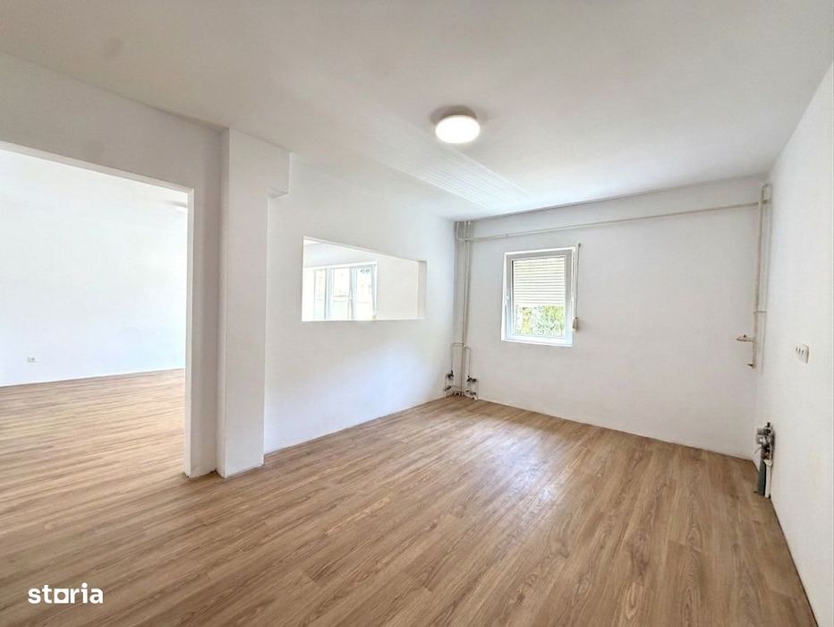Apartament spatios si renovat, 3 camere, 70 mp utili, parter - Zona Ar