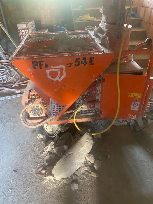 Vind pompa tencuiala mecanizata Craiova, Pft G5, in perfecta stare de